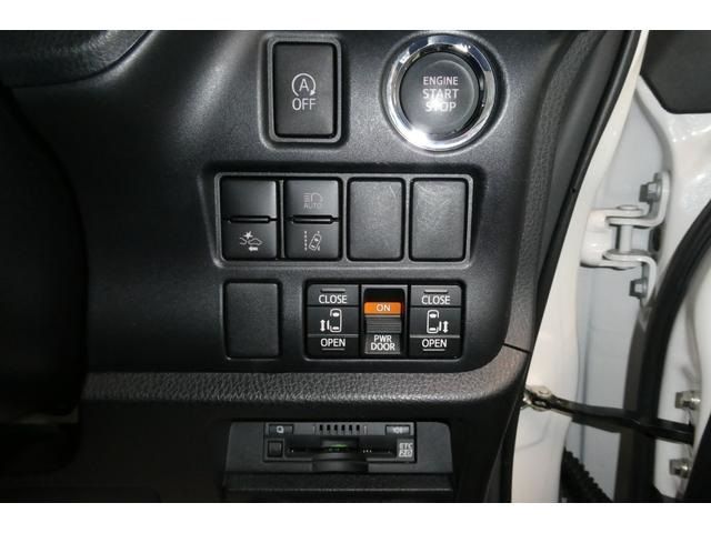 TOYOTA NOAH 4WD 2021 Image 31