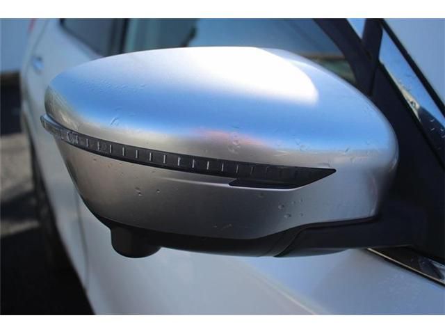 NISSAN X-TRAIL 2WD 2018 Image 31