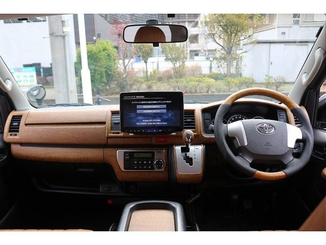 TOYOTA HIACE VAN 2WD 2016 Image 31