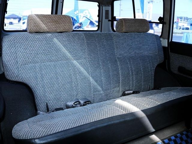 TOYOTA LANDCRUISER VAN 1989 Image 31