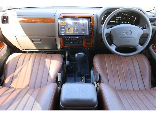 TOYOTA LANDCRUISER PRADO 2002 Image 31