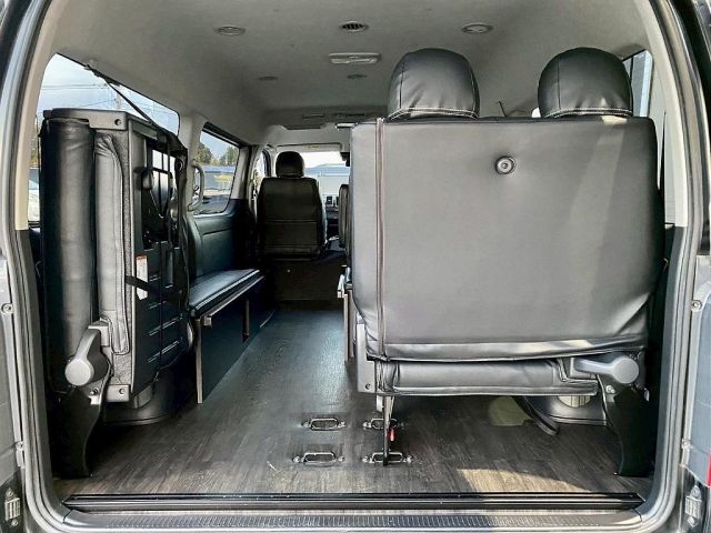 TOYOTA HIACE WAGON 2018 Image 31