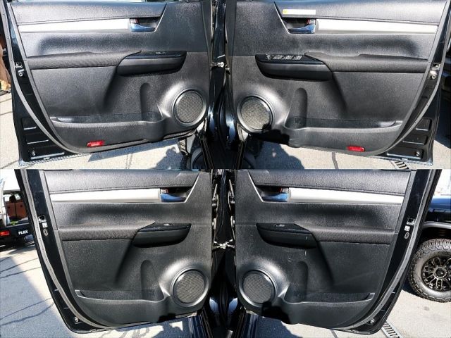 TOYOTA HILUX 4WD 2022 Image 31