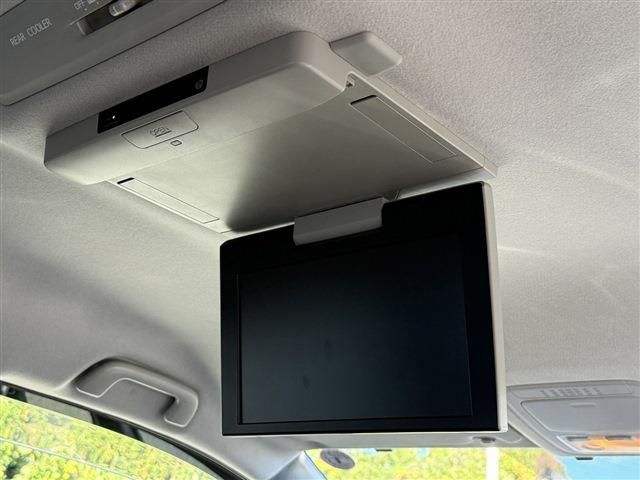 TOYOTA VOXY 2015 Image 31