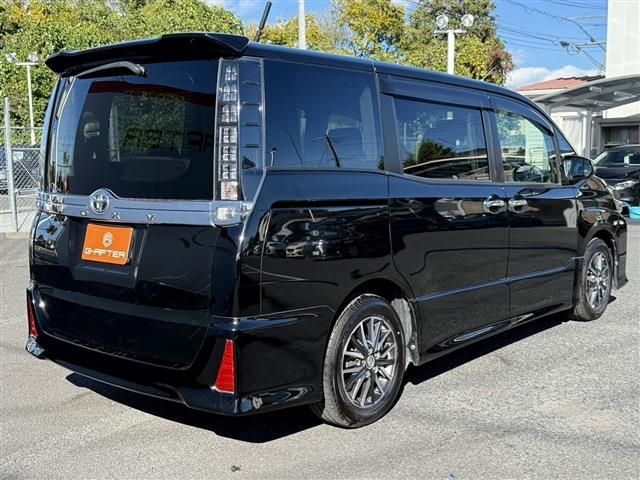 TOYOTA VOXY 2015 Image 31