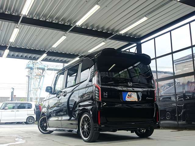 HONDA N BOX CUSTOM 2017 Image 31