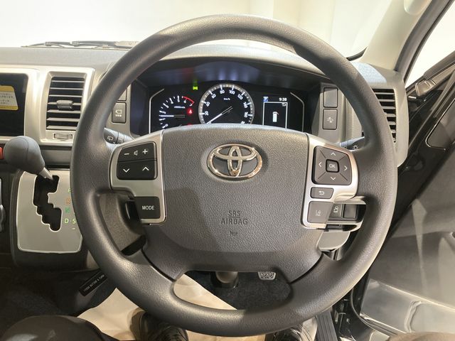 TOYOTA HIACE WAGON 4WD 2025 Image 31