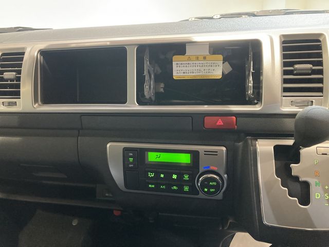 TOYOTA HIACE WAGON 4WD 2025 Image 31