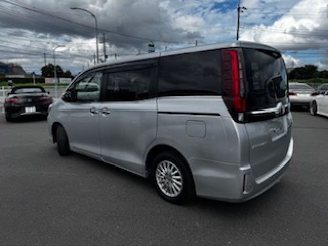 TOYOTA ESQUIRE 2015 Image 31