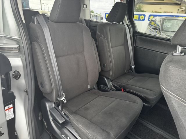 TOYOTA ESQUIRE 2015 Image 31