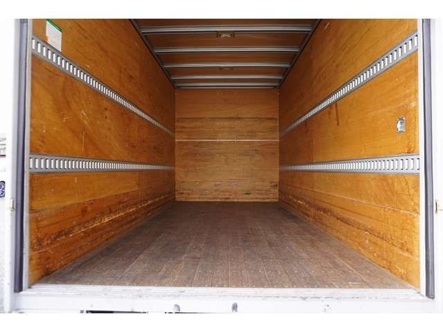 ISUZU ELF 2016 Image 31