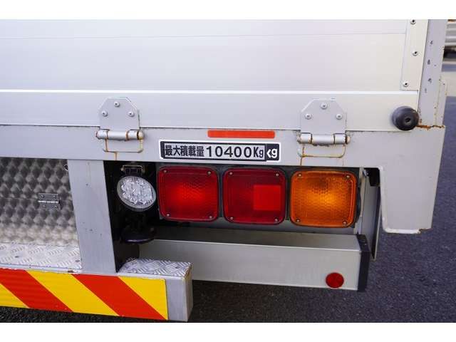 MITSUBISHI FUSOU FIGHTER 2015 Image 31