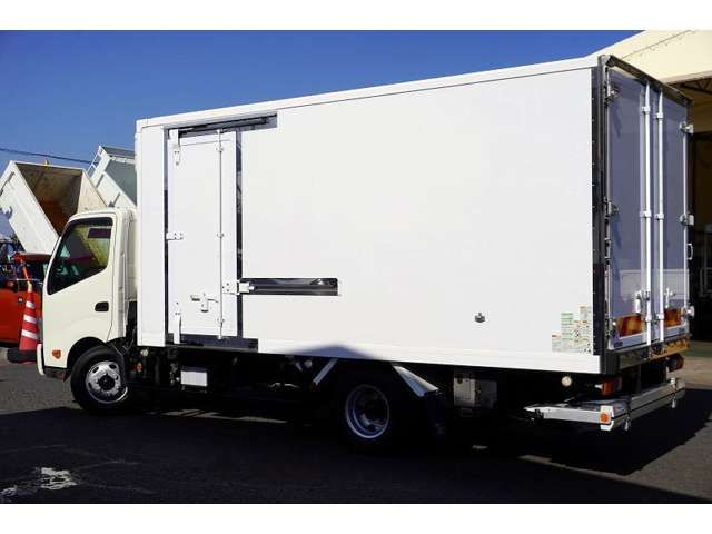 HINO DUTRO 2020 Image 31