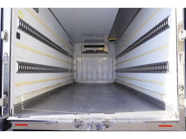 HINO DUTRO 2020 Image 31