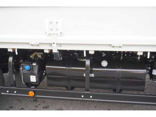 MITSUBISHI CANTER 2025 Image 31