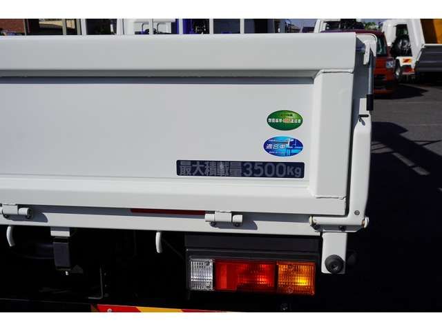 MITSUBISHI CANTER 2023 Image 31