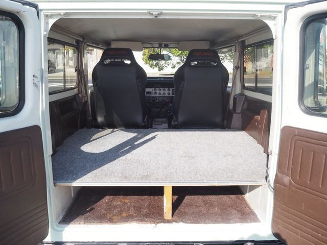 TOYOTA LANDCRUISER VAN 1981 Image 31