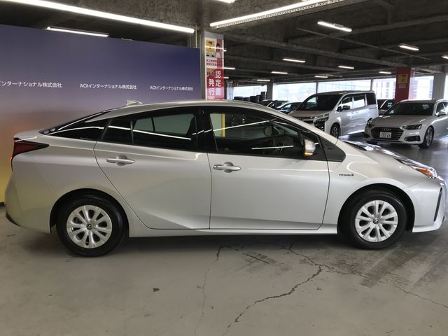 TOYOTA PRIUS 2020 Image 31