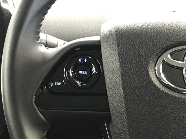 TOYOTA PRIUS 2020 Image 31