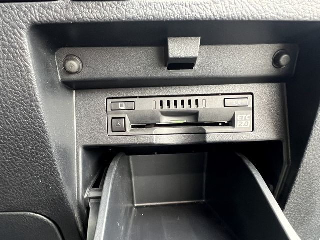 TOYOTA VELLFIRE 4WD 2017 Image 31