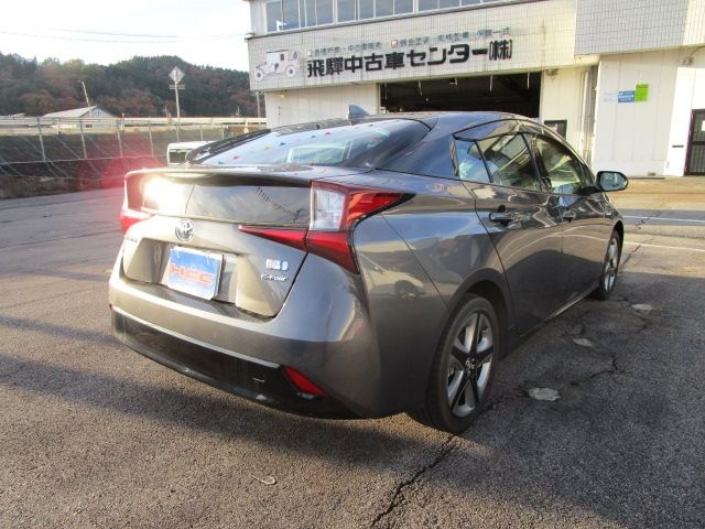 TOYOTA PRIUS 4WD 2019 Image 31