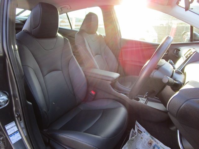 TOYOTA PRIUS 4WD 2019 Image 31