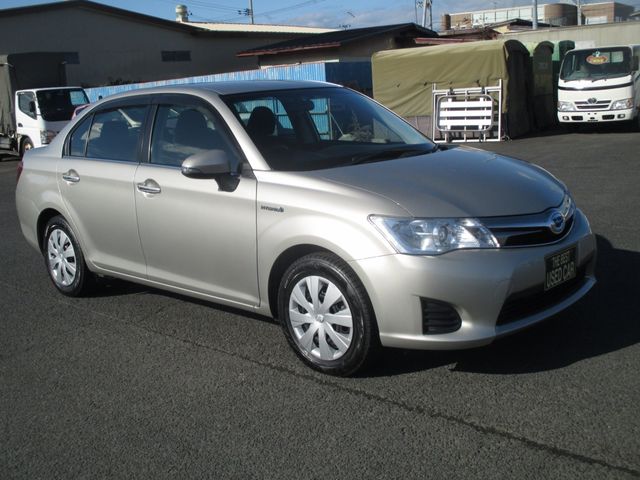 TOYOTA COROLLA AXIO HYBRID 2013 Image 31