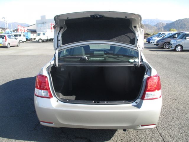 TOYOTA COROLLA AXIO HYBRID 2013 Image 31