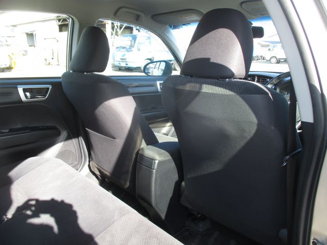 TOYOTA COROLLA AXIO HYBRID 2013 Image 31