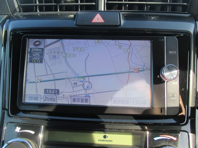 TOYOTA COROLLA AXIO HYBRID 2013 Image 31