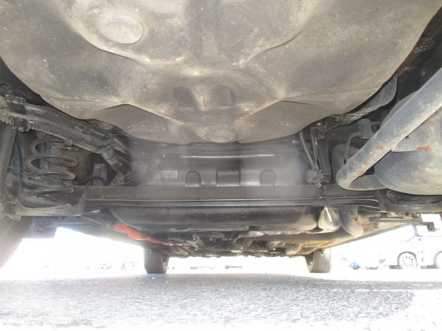 TOYOTA COROLLA AXIO HYBRID 2013 Image 31