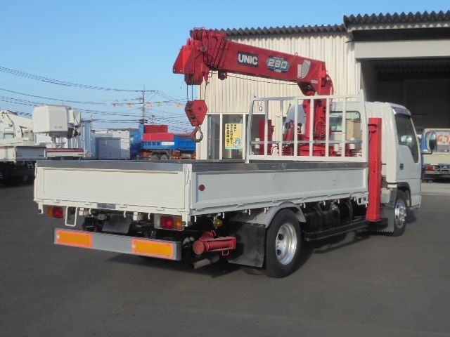 ISUZU ELF 2004 Image 31