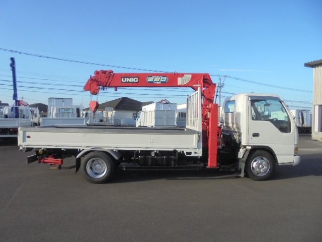 ISUZU ELF 2004 Image 31