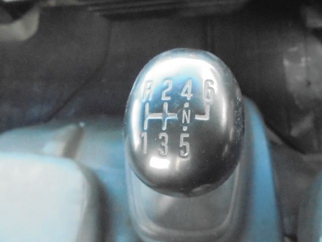 ISUZU ELF 2004 Image 31