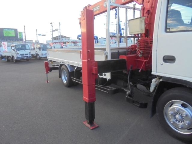 ISUZU ELF 2004 Image 31