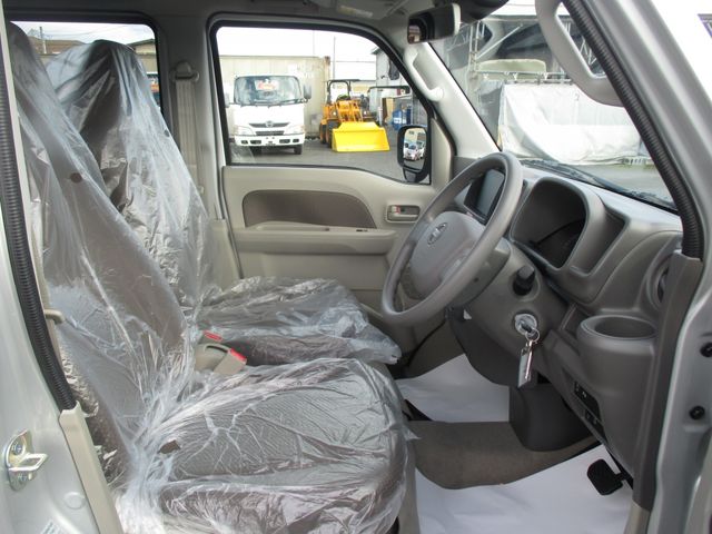 NISSAN NV100 CLIPPER 4WD 2023 Image 31