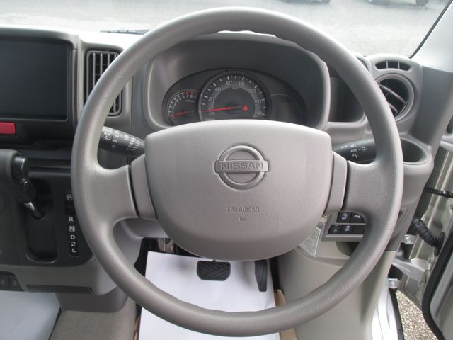 NISSAN NV100 CLIPPER 4WD 2023 Image 31
