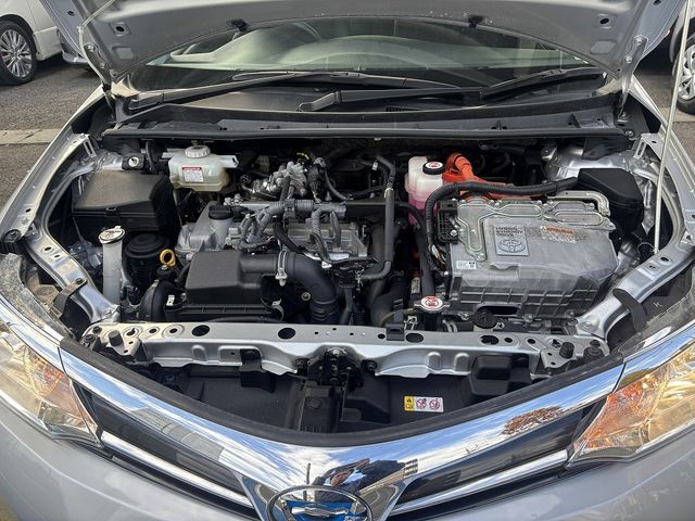 TOYOTA COROLLA AXIO HYBRID 2020 Image 31