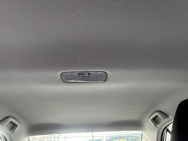 TOYOTA COROLLA AXIO HYBRID 2020 Image 31