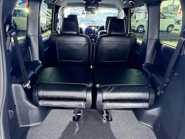 TOYOTA VOXY 4WD 2021 Image 31