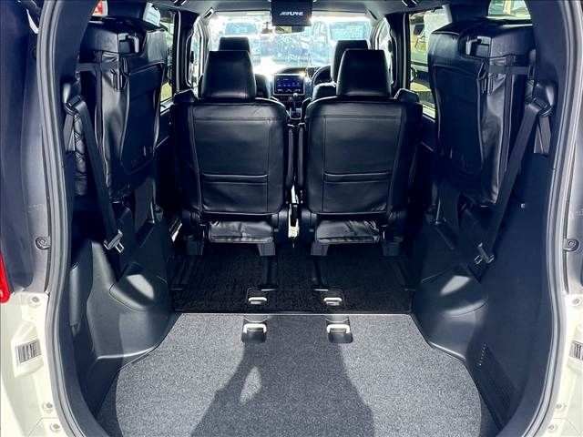 TOYOTA VOXY 4WD 2021 Image 31