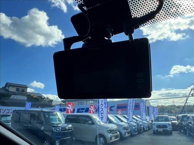 TOYOTA VOXY 4WD 2021 Image 31