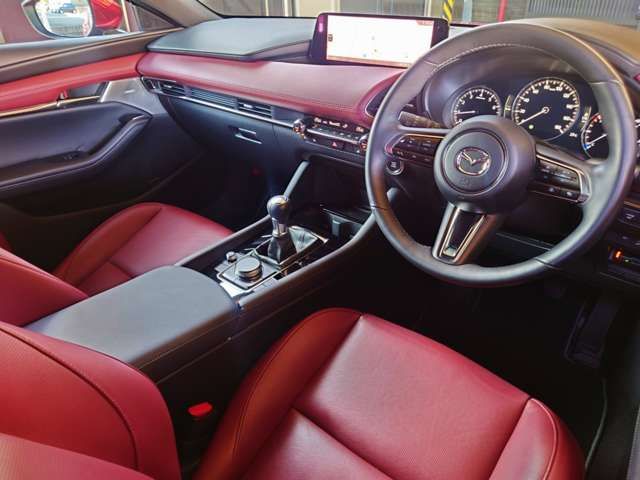 MAZDA 3 FASTBACK 2023 Image 31