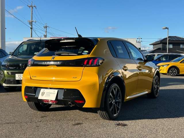 PEUGEOT 208 2022 Image 31