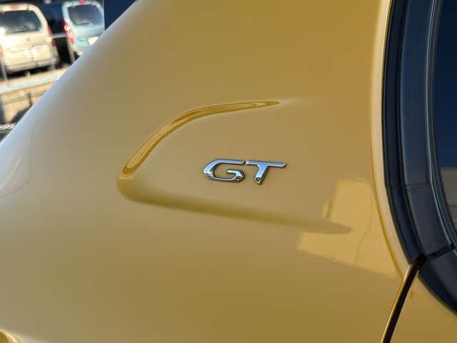 PEUGEOT 208 2022 Image 31