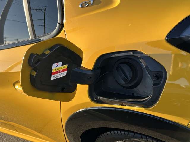 PEUGEOT 208 2022 Image 31