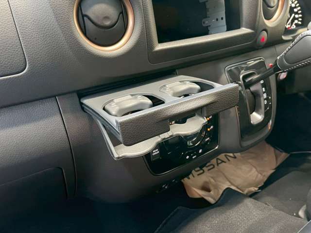 NISSAN NV350 CARAVAN 2025 Image 31