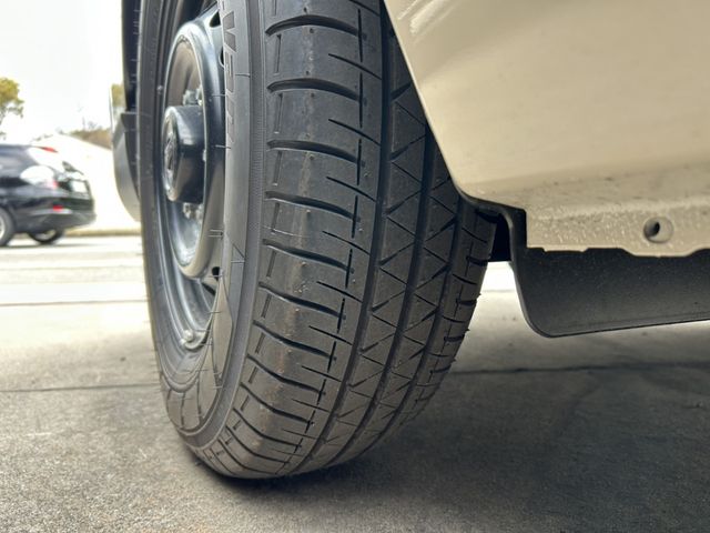 NISSAN NV350 CARAVAN 2025 Image 31