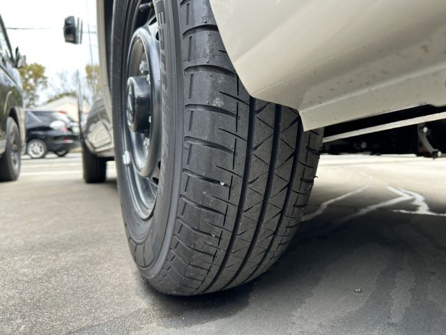 NISSAN NV350 CARAVAN 2025 Image 31