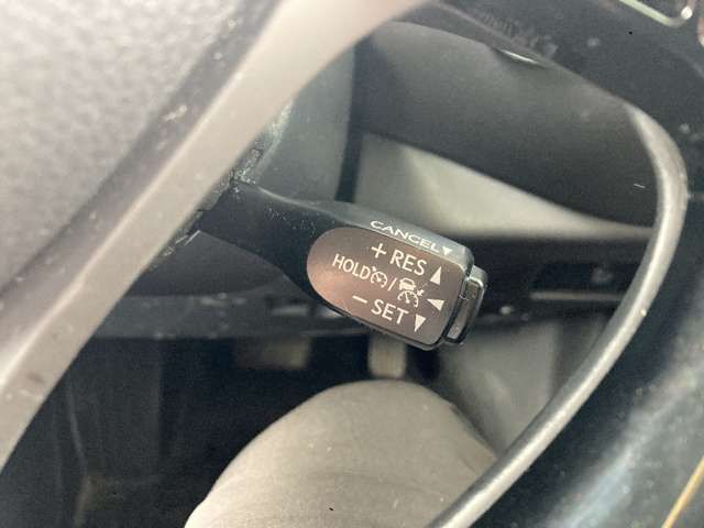 TOYOTA C-HR 2017 Image 31